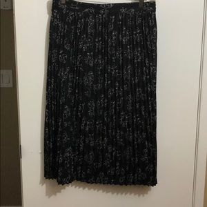 A New Day Women’s Pleated Skirt